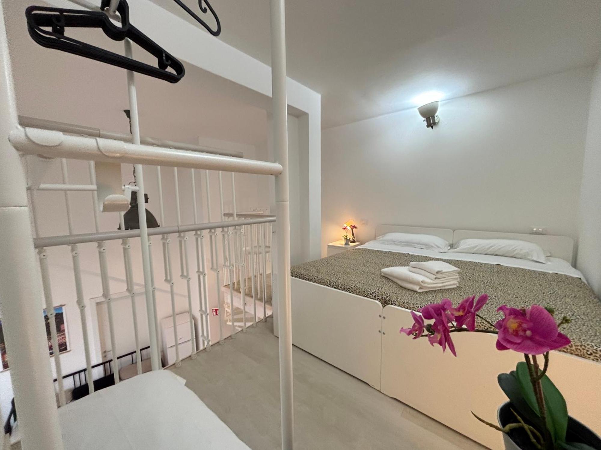 8 Lofts - Apartments - 1 Λα Σπέτσια Εξωτερικό φωτογραφία